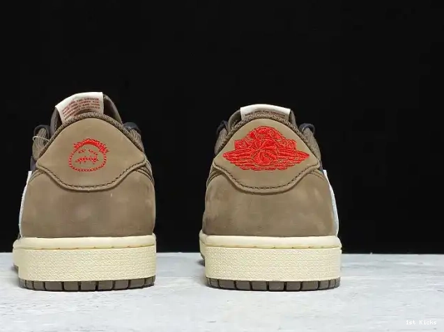 1st Kicks Scott Mocha Travis SP OG Air CQ4277-001 x Low Dark 1 Jordan 0612